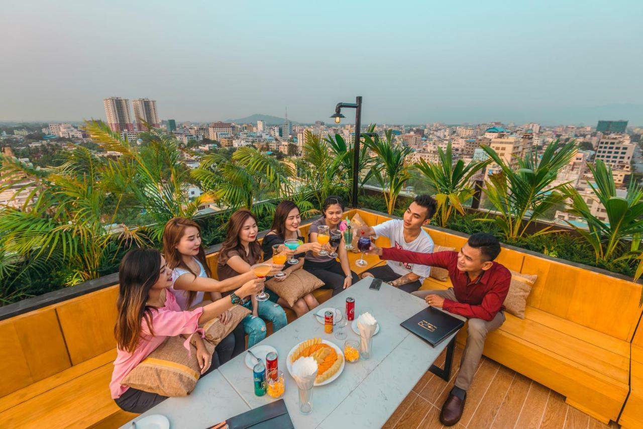 The Hotel Nova Mandalay Dış mekan fotoğraf