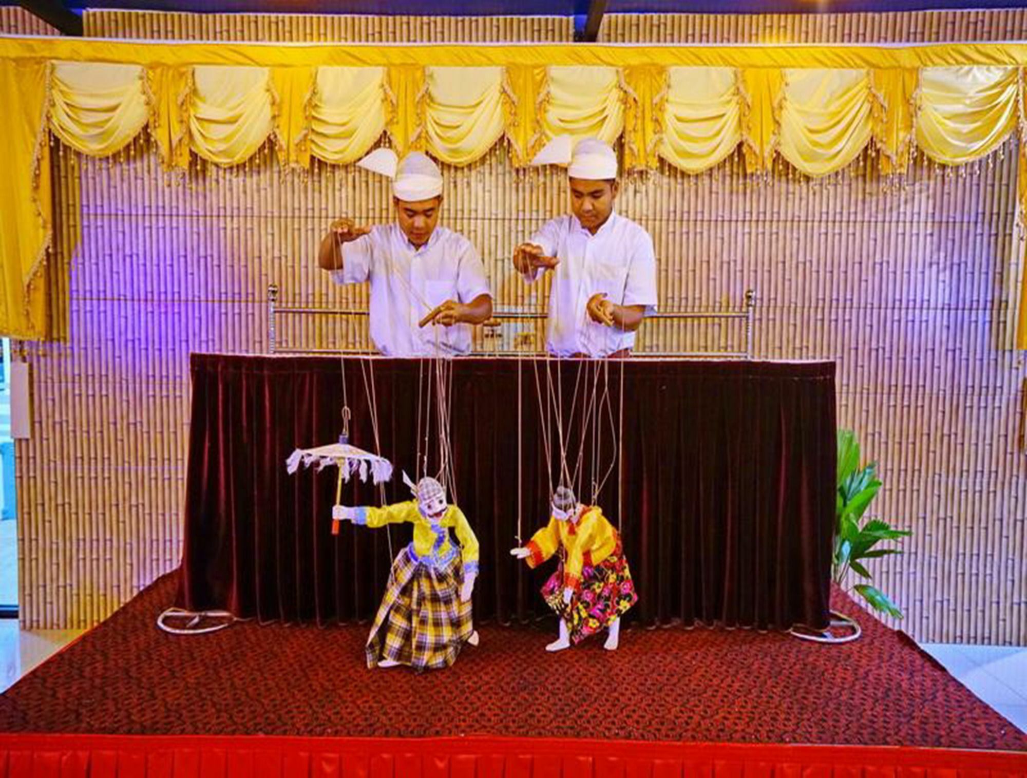 The Hotel Nova Mandalay Dış mekan fotoğraf