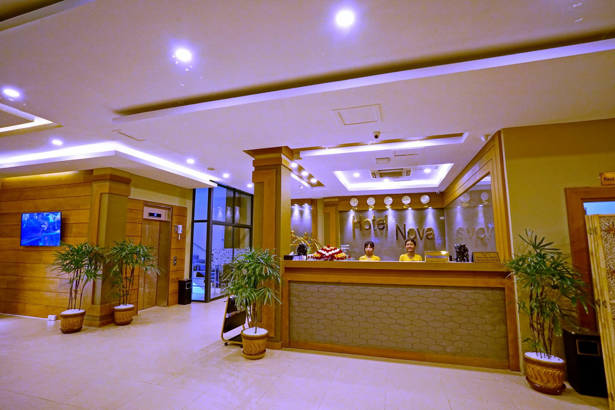 The Hotel Nova Mandalay Dış mekan fotoğraf