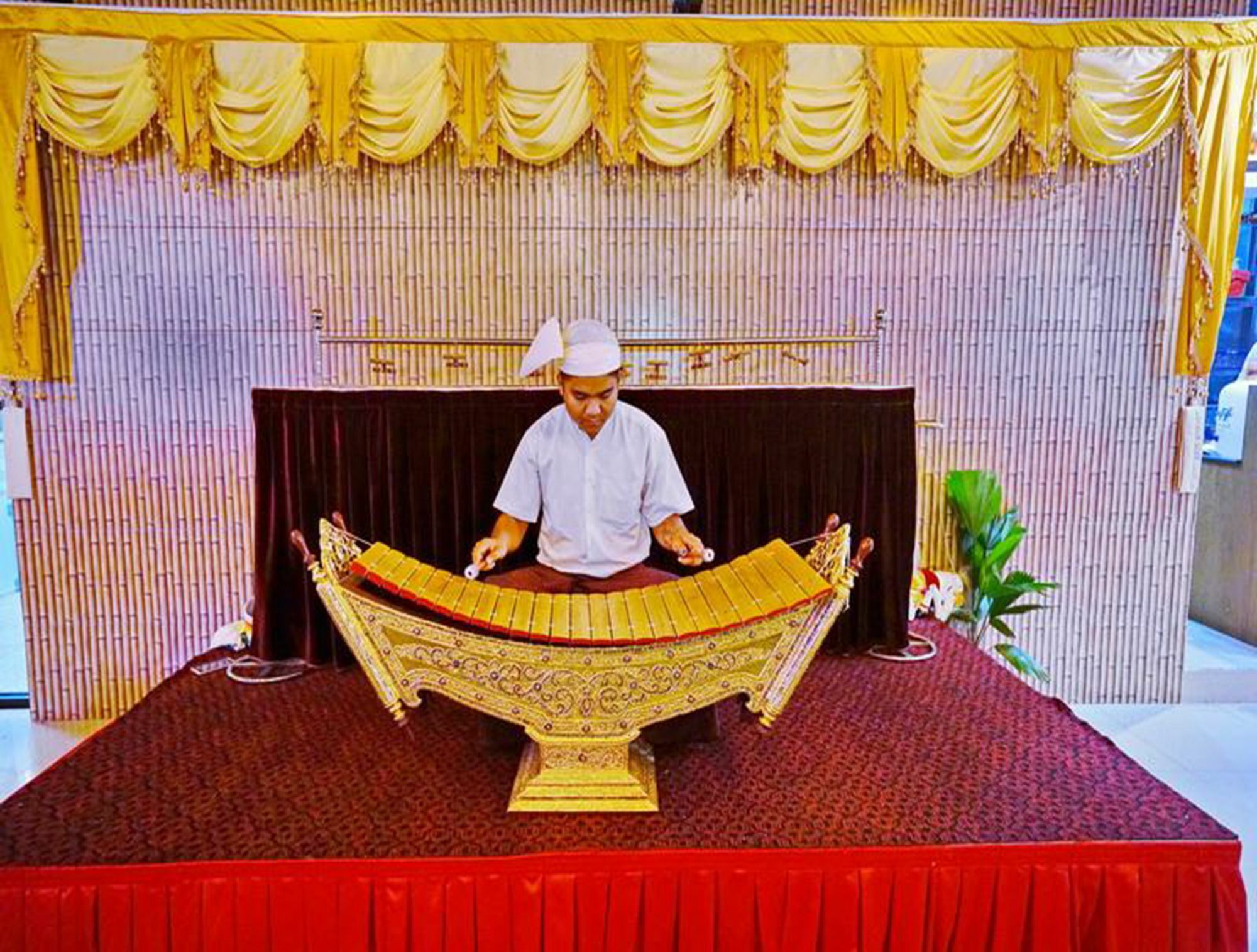 The Hotel Nova Mandalay Dış mekan fotoğraf
